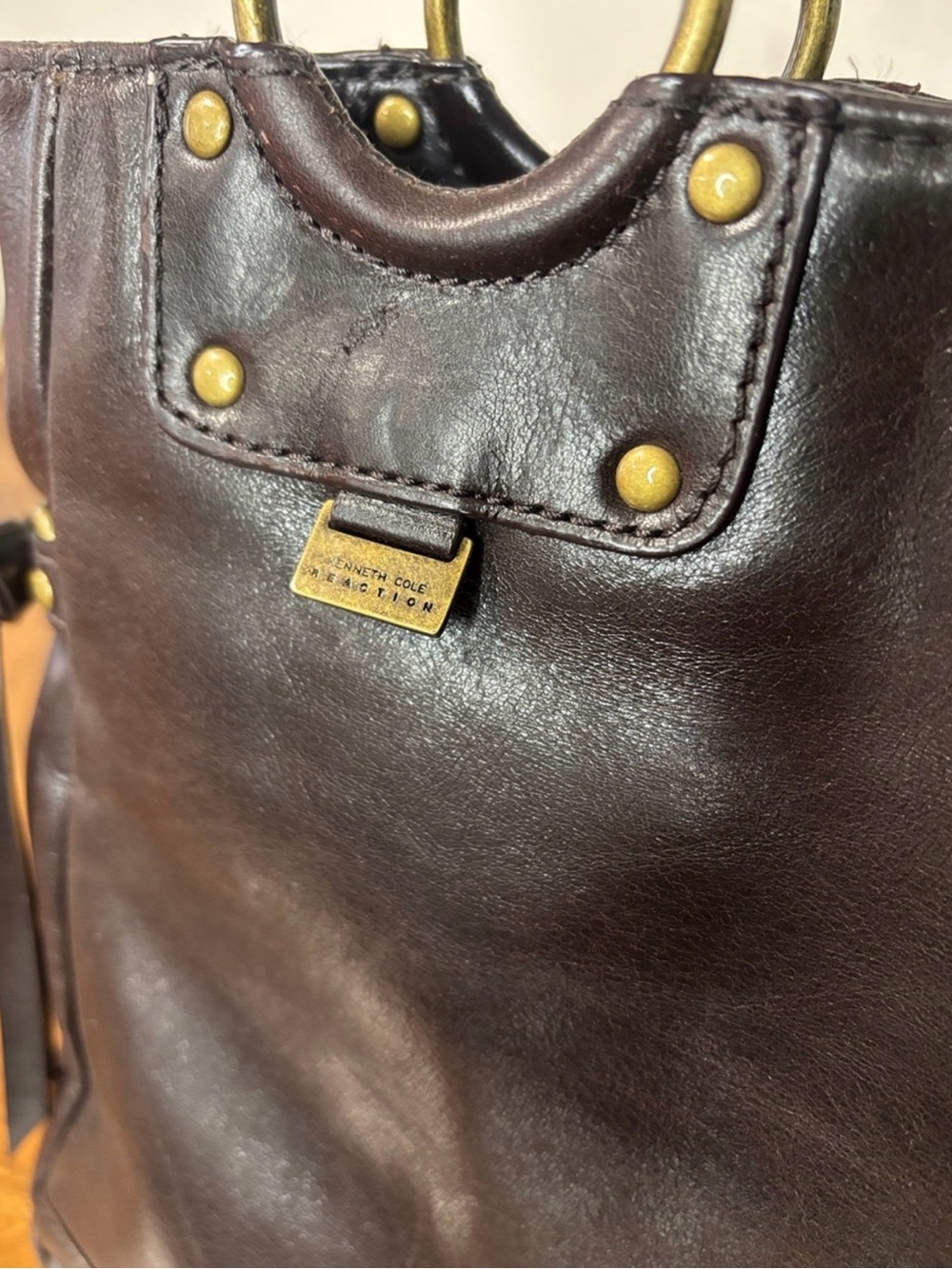 KENNETH COLE Classic Chocolate Brown Leather Satchel with Brass Hardware (EUC) - Picture 12 of 12